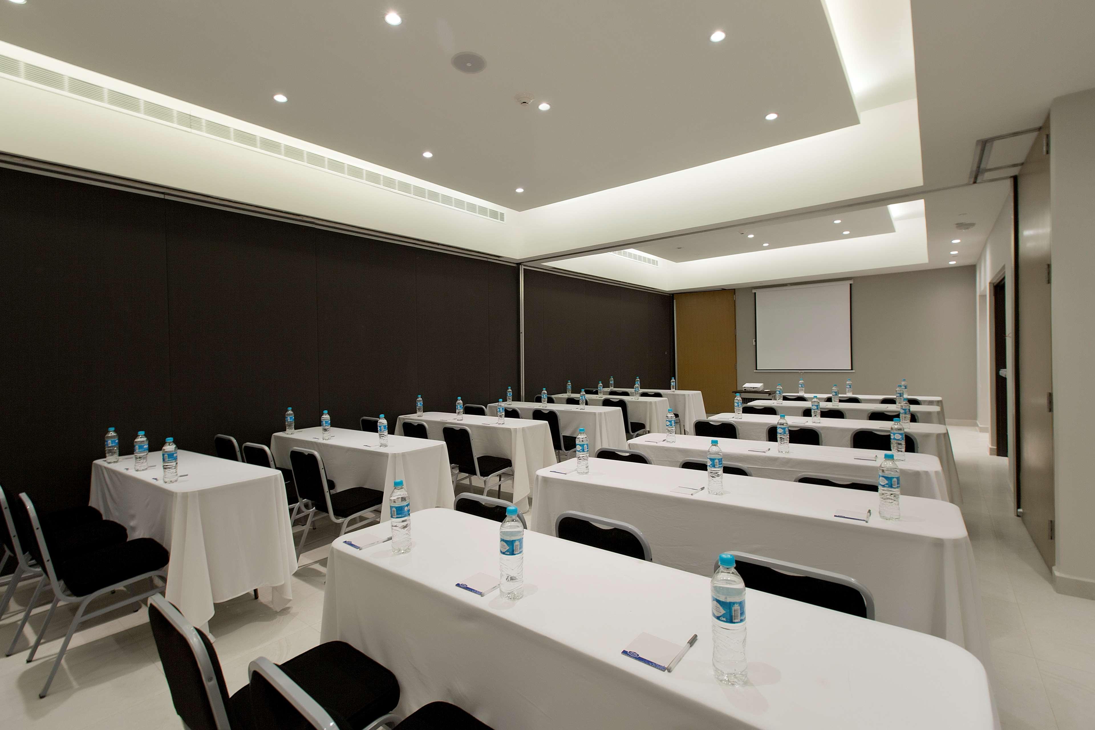 Hampton Inn & Suites By Hilton Paraíso Екстериор снимка